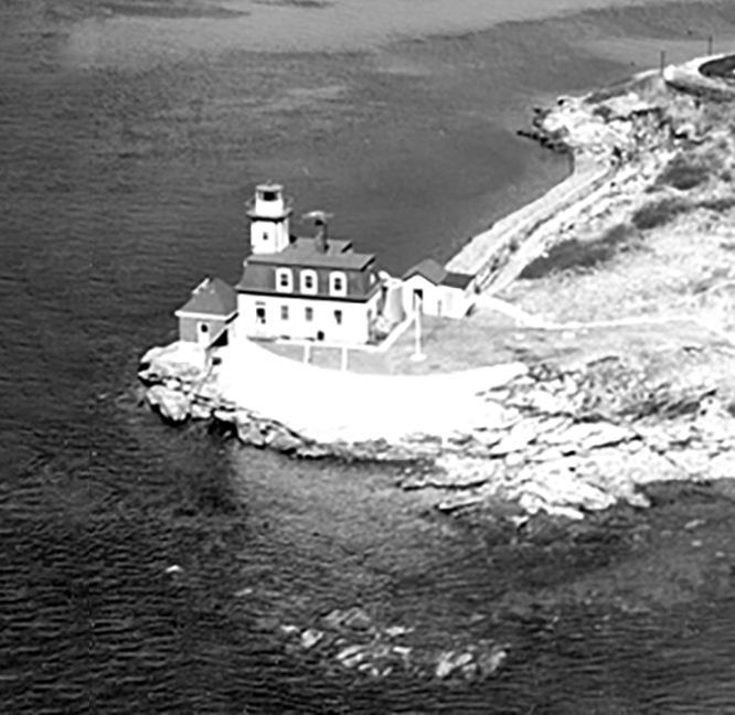 Newport Spotlight: Rose Island Lighthouse